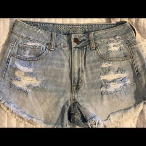 High-waisted American Eagle shorts, Size 4